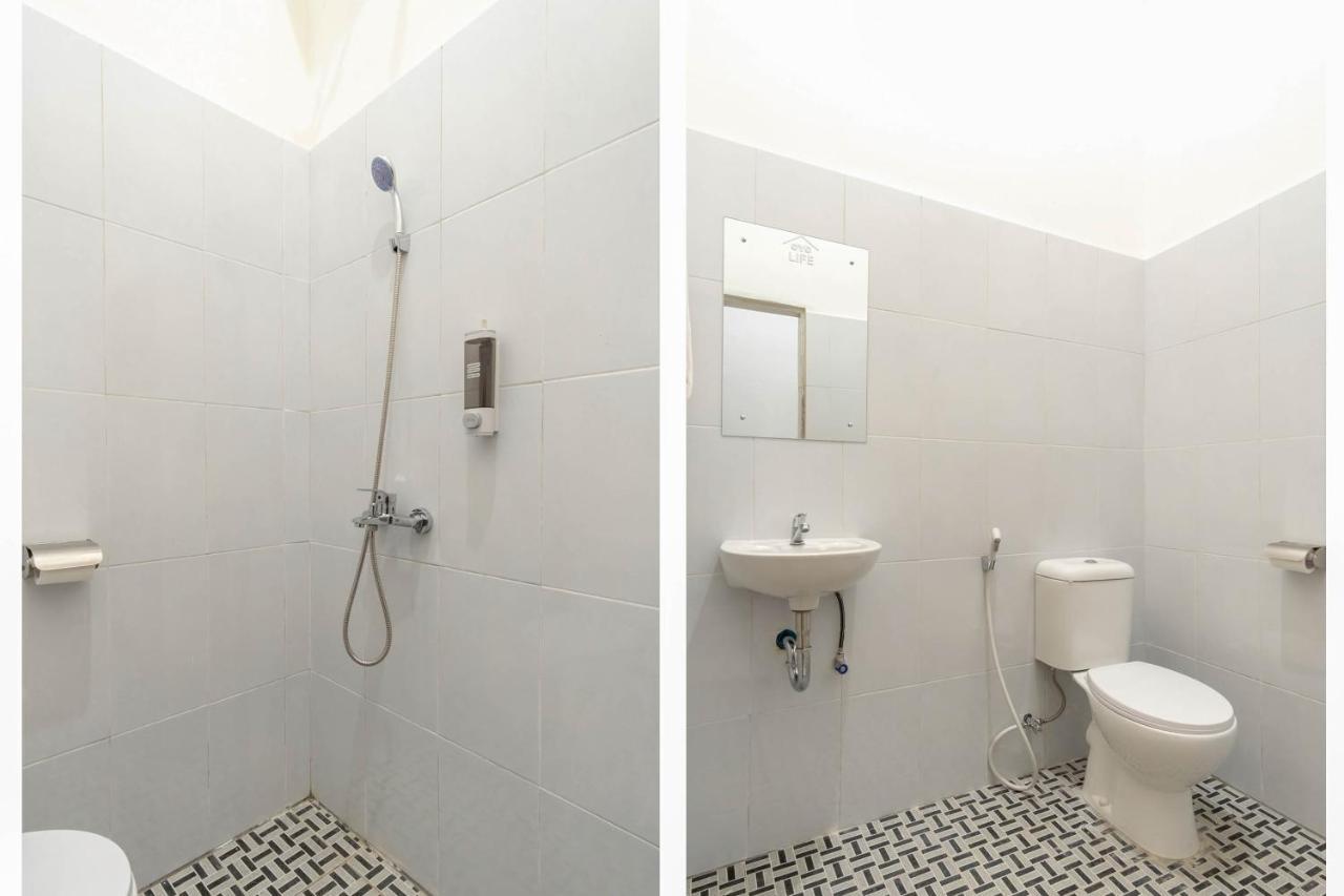 ホテル Oyo Living 2843 Raz House Syariah メダン エクステリア 写真